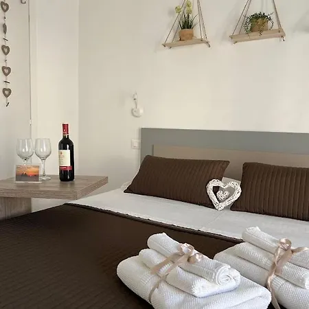 Radici Mare Bed & Breakfast *